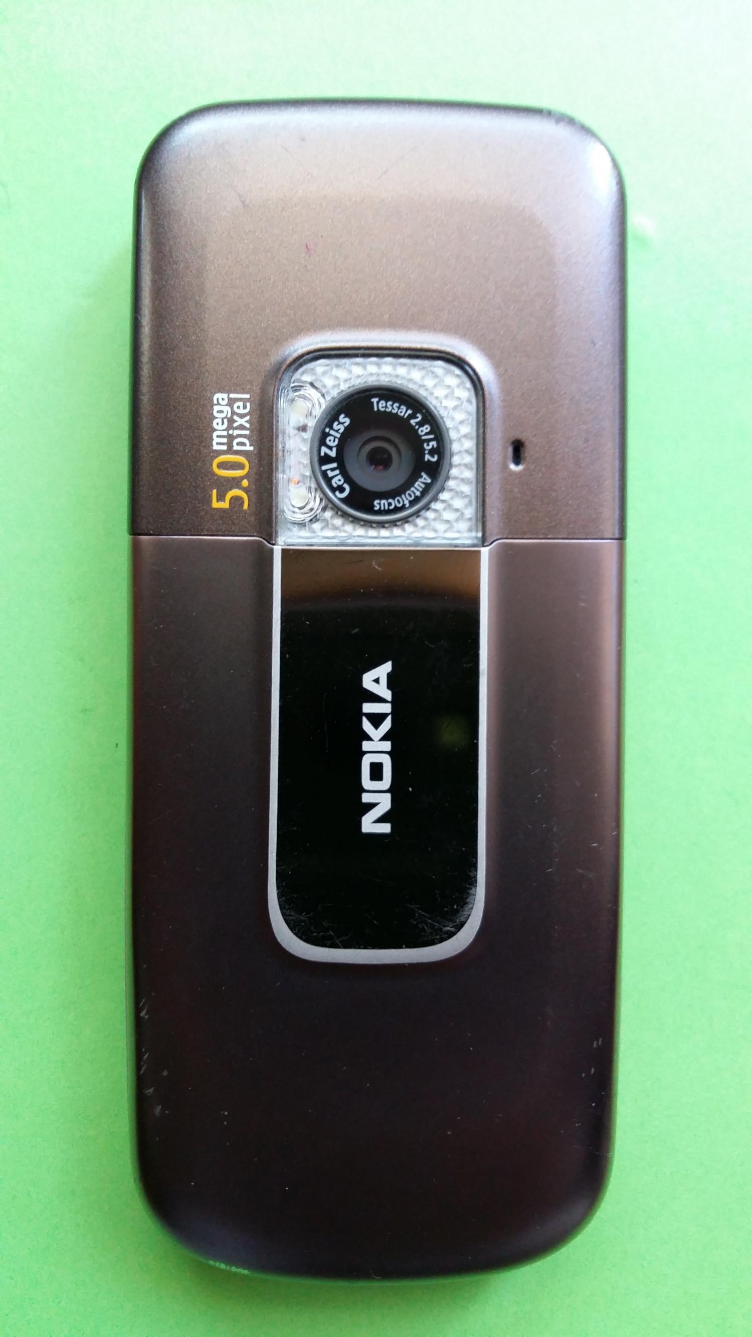 image-7331739-Nokia 6720C (1)2.jpg
